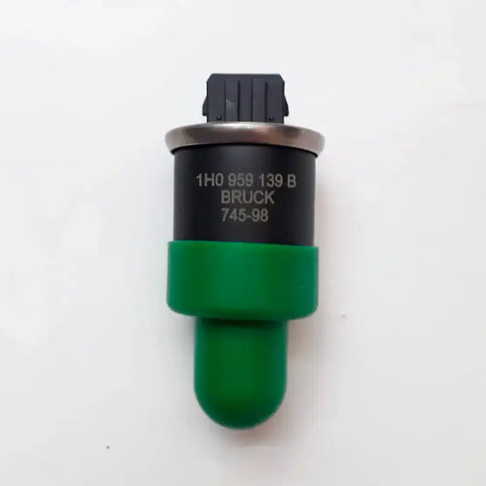 VALVULA DE AIRE ACONDICIONADO BRUCK VW JETTA III 1.8 93-99 / GOLF III 93-99 (ALTA-BAJA)